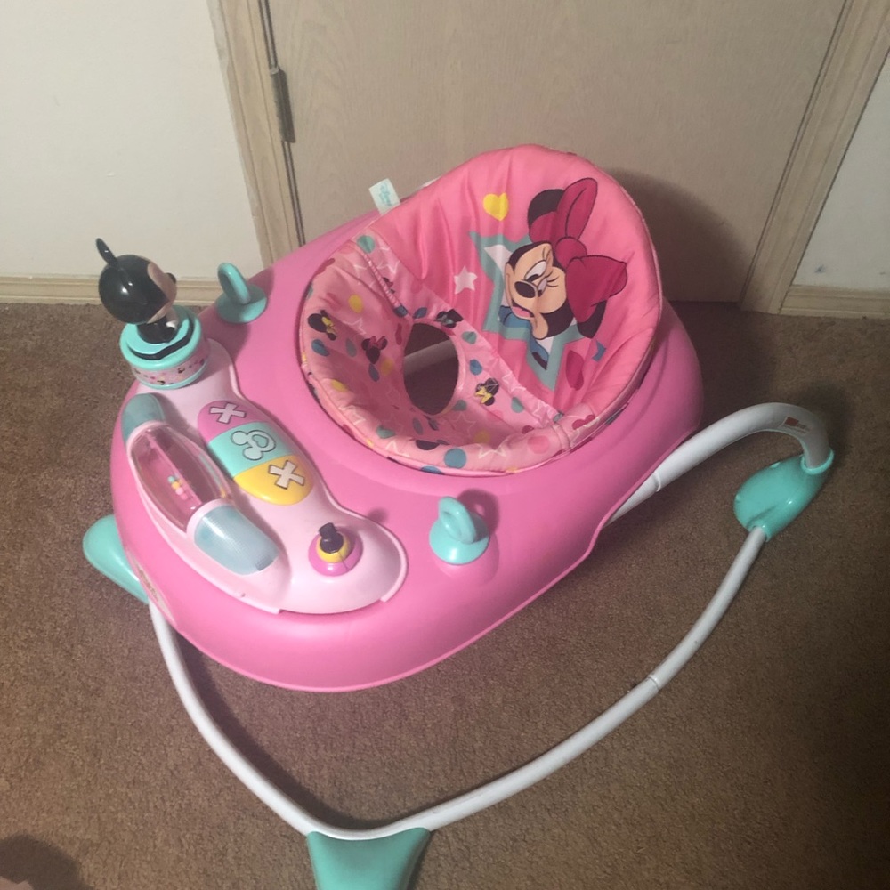 Baby stuff - Picture 3 of 5